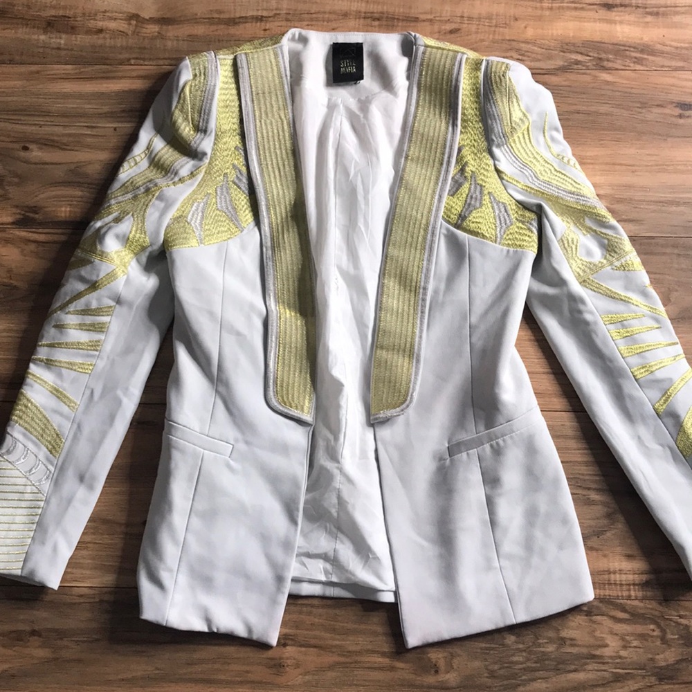 Style Mafia white and gold light padded shoulders jacket